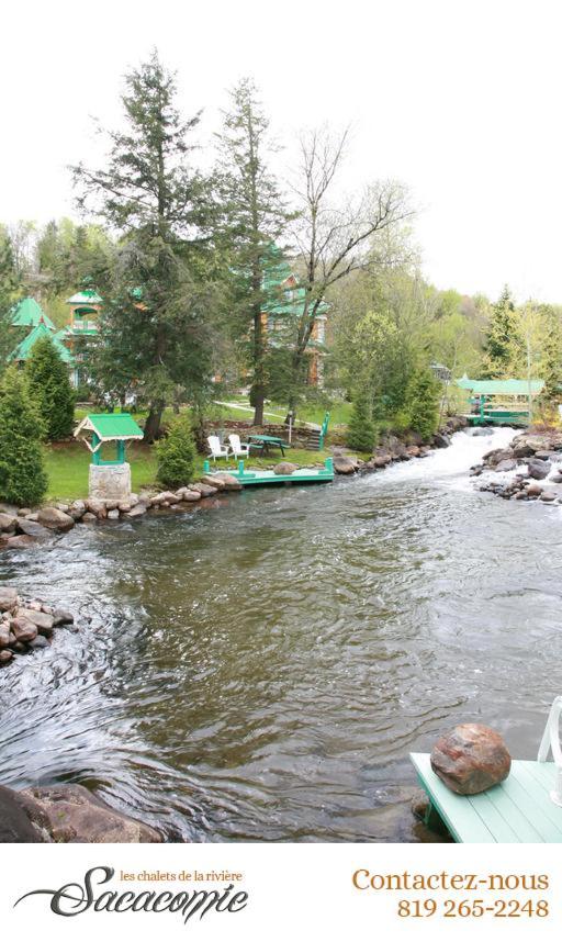 Chalets De La Riviere Sacacomie Villa Saint-Alexis-des-Monts Esterno foto