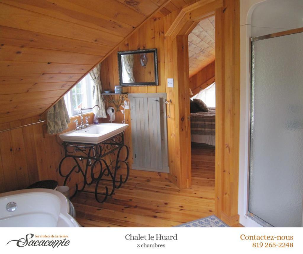 Chalets De La Riviere Sacacomie Villa Saint-Alexis-des-Monts Esterno foto