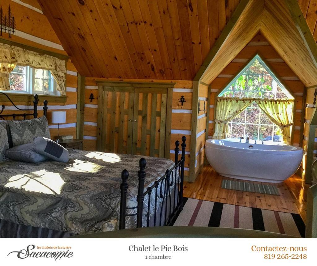Chalets De La Riviere Sacacomie Villa Saint-Alexis-des-Monts Esterno foto